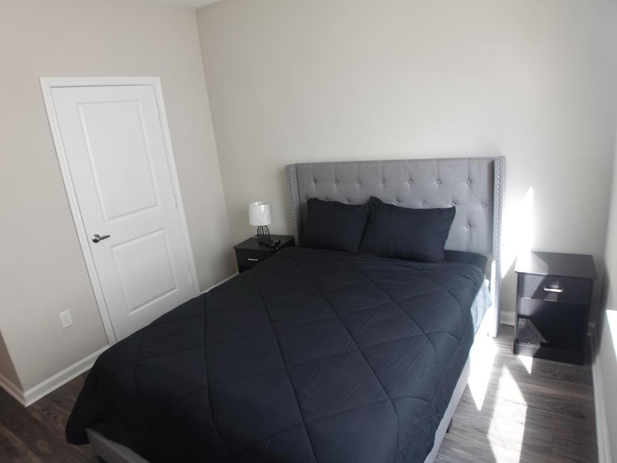 Charleston Apartments Luaran gambar