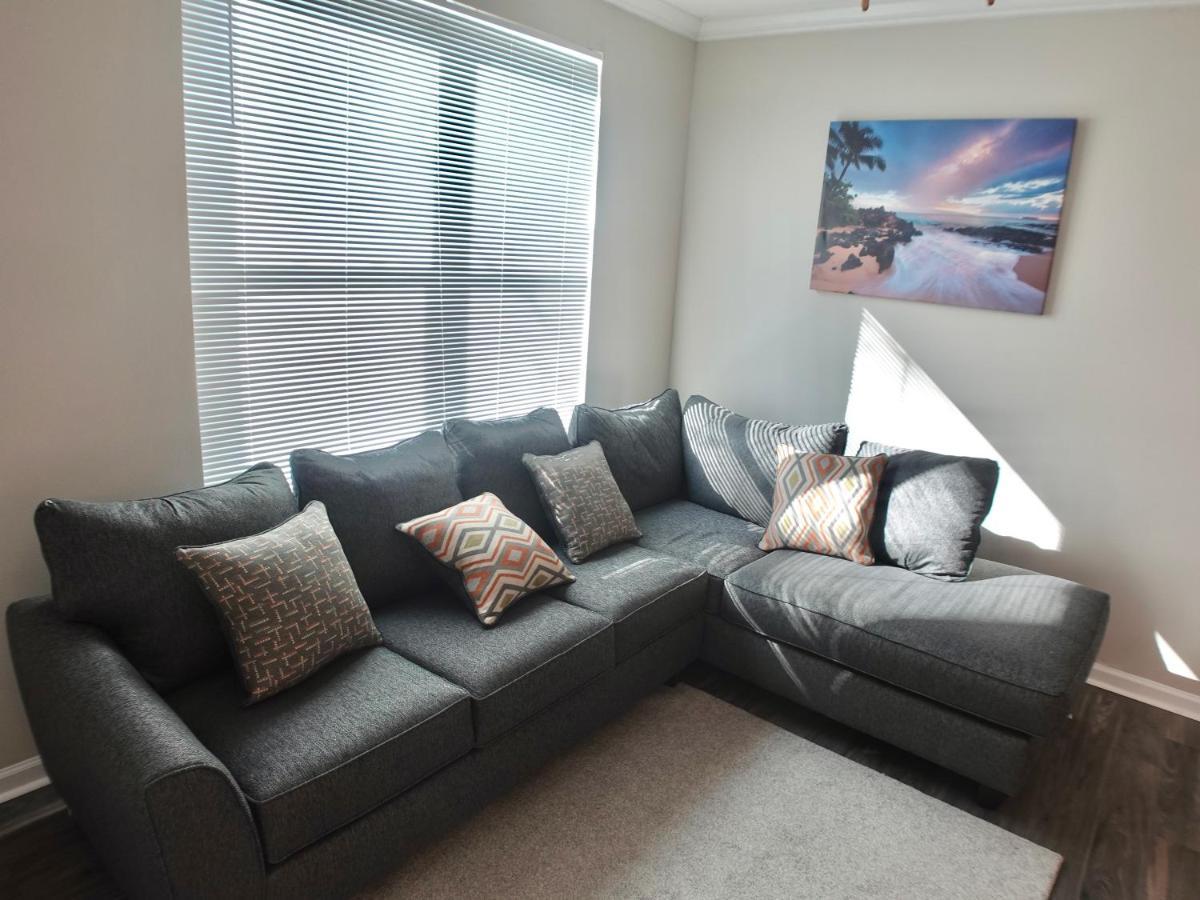 Charleston Apartments Luaran gambar